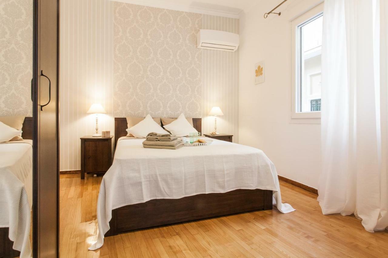 Classy Private Double Rooms In Apartment Next To Acropolis Athén Kültér fotó